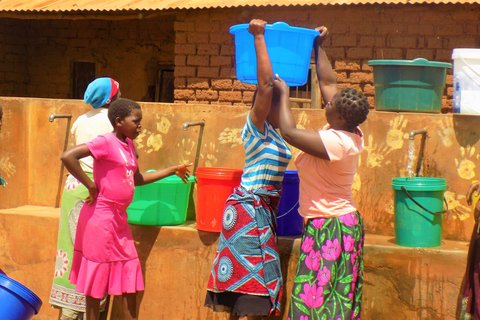 Communal water point users, Malawi