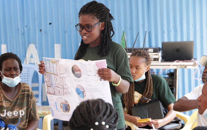 Workshop in Mukuru kwa Reuben, Nairobi. Photo credit: KDI.